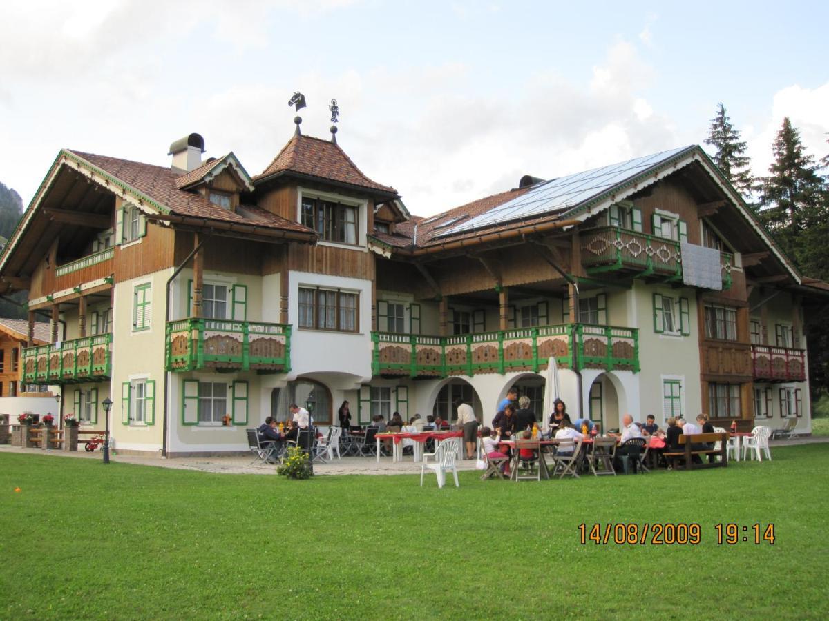 Residence Holiday Pozza di Fassa Exteriér fotografie