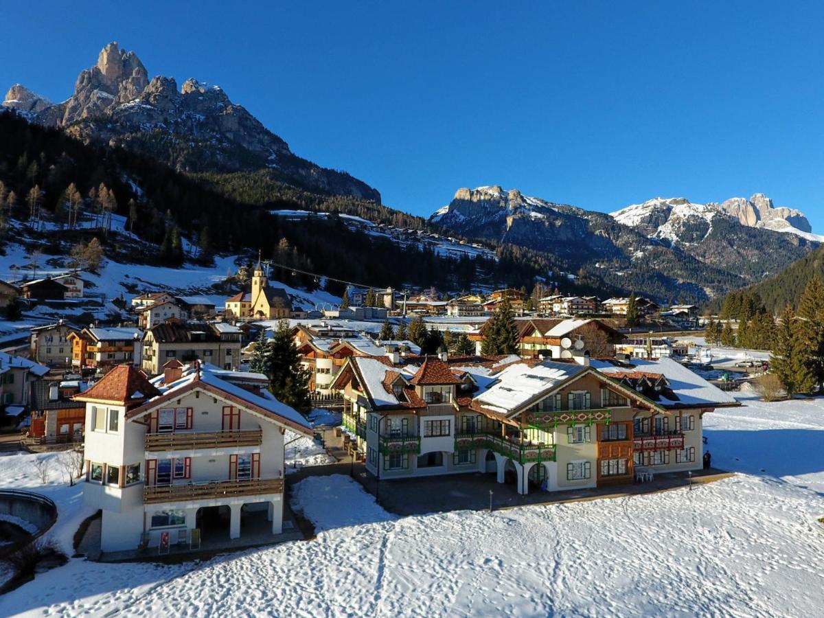 Residence Holiday Pozza di Fassa Exteriér fotografie