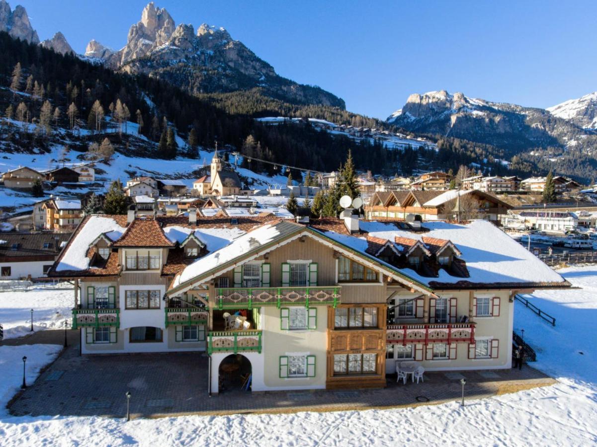 Residence Holiday Pozza di Fassa Exteriér fotografie
